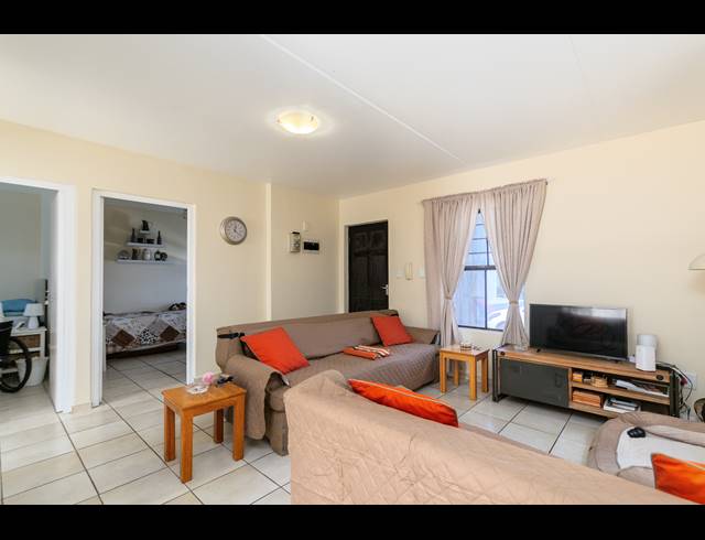 2 BEDROOM APARTMENT FOR SALE IN PARKLANDS